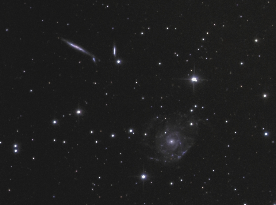 NGC2805,NGC2820 2010/12/01 [宇宙(そら)のキャンバス]